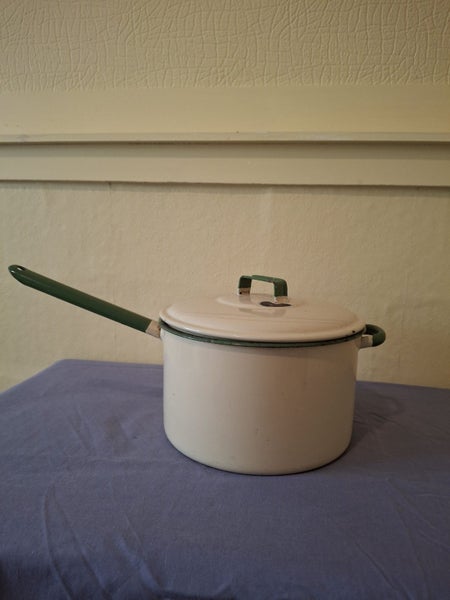 Yellow and Green Enamel Pot Carousel 1