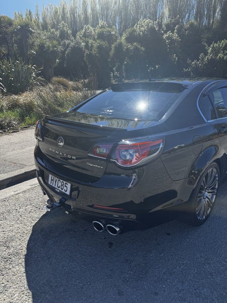 2015 Holden HSV Senator Sig Sed A64141751031427111