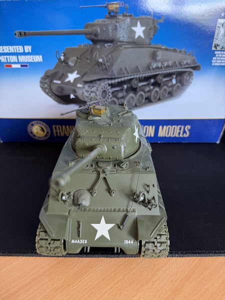 General George S.Patton's M4-A3 Sherman Tank. Scale 1:2464142355858689113
