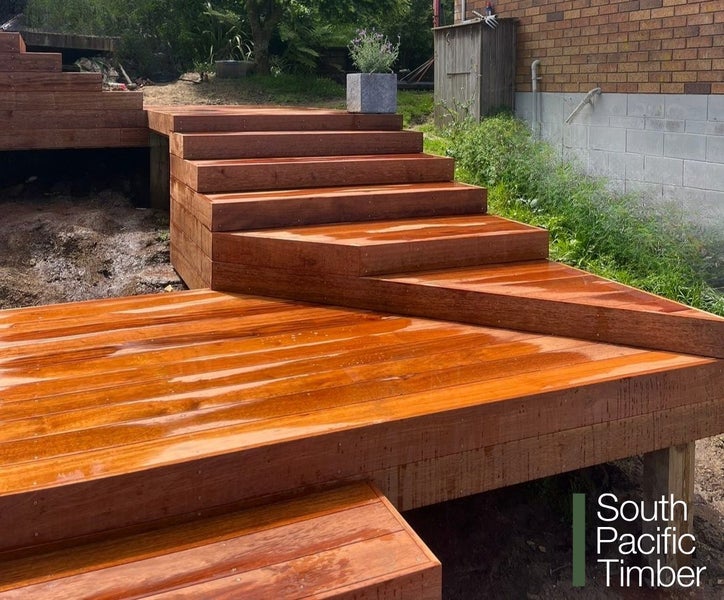 KWILA DECKING, PREMIUM GRADE, FSC GRIPTREAD, 90 x 19mm - BUY PER METRE64476426205953110