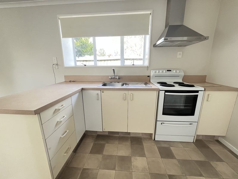 Halswell, 3 bedrooms64564732909185113