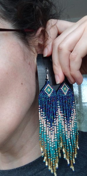 Beaded Earrings Carousel 2