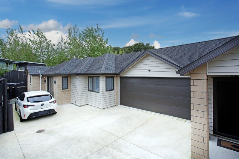 Image 2 of 19