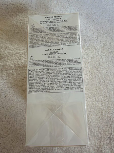 Guerlain Abeille Royale Gift Set - oil, serum, essence, day cream, eye serum Carousel 4