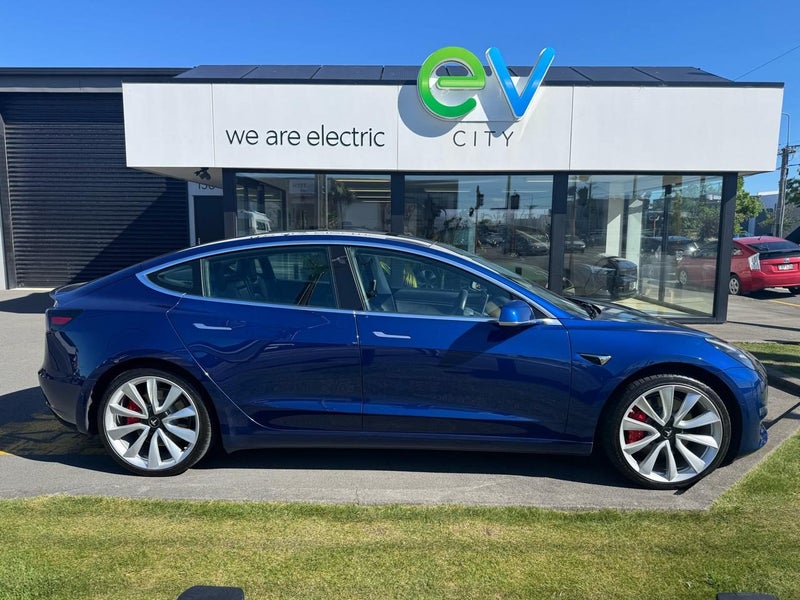2020 Tesla Model 3 PERFORMANCE EV/4WD64141751991682112