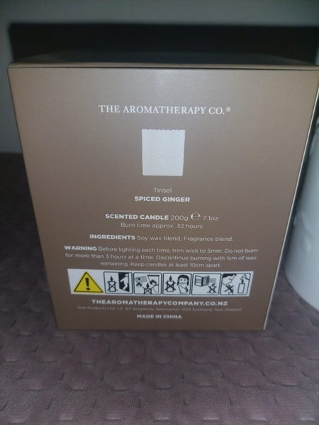 **NEW Aromatherapy Co. Ginger Candle 200 gms Carousel 3