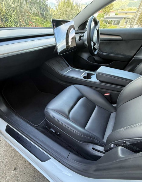 2021 Tesla Model 3 Standard Range Plus64141752056323113