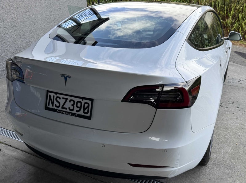 2021 Tesla Model 3 Standard Range Plus64141752056323114