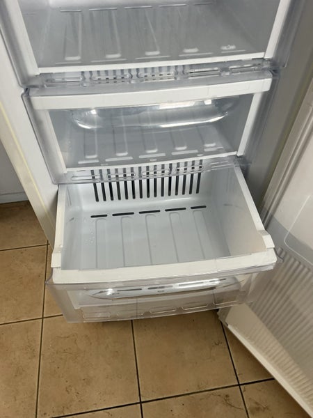 Mitsubishi Electric 160L Upright Single Door Vertical Freezer MF-U160X-W-A Carousel 12