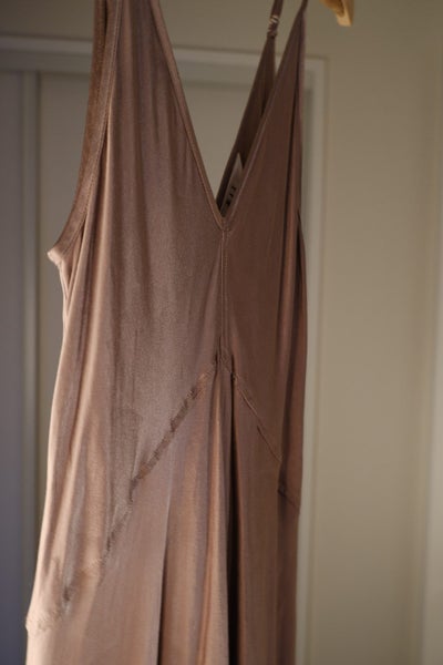 Max Ruby Satin Maxi Dress – Rose Gold – **NO RESERVE** Carousel 2