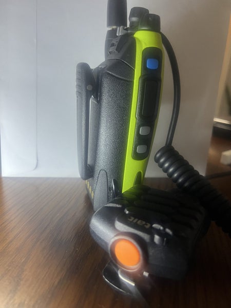 TAIT Portable RT 9300 with accessories64248543928322111