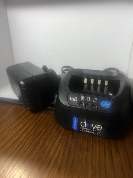 TAIT Portable RT 9300 with accessories64248543928322112