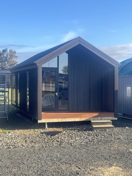 30m2 internal floor space Portable cabin /Tiny Home Shell only64220111735427110