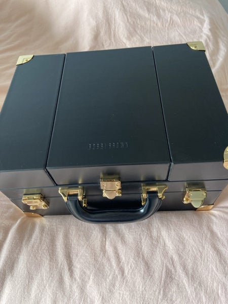 Bobbi Brown Make up case used ** immaculate condition Carousel 1