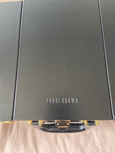 Bobbi Brown Make up case used ** immaculate condition Carousel 2
