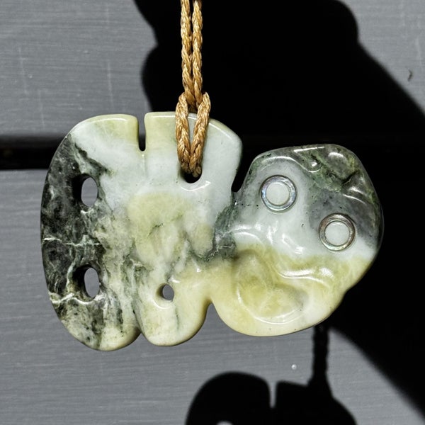 Pounamu Hei Tiki Pendant64485411925121112