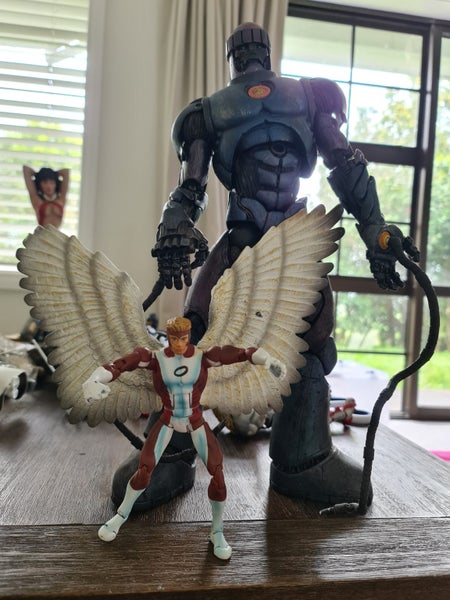 sentinel build a figure plus angel and lion heart free ,64177976967171114