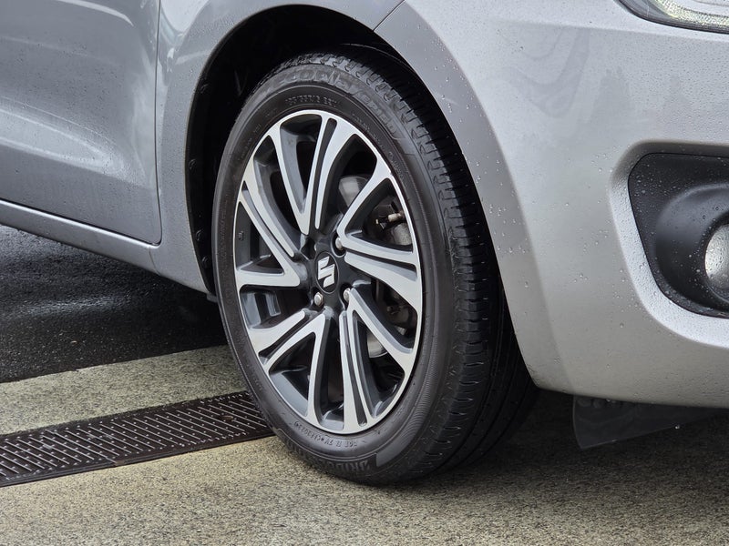 2024 Suzuki Swift RS Hybrid64141753083395111