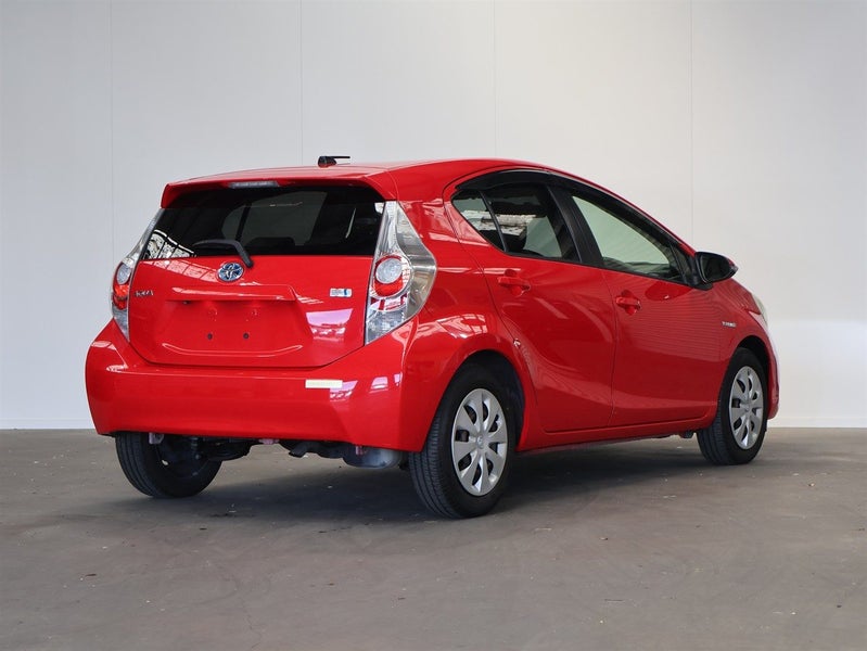 2013 Toyota Aqua S Push Button Start64298302560898113