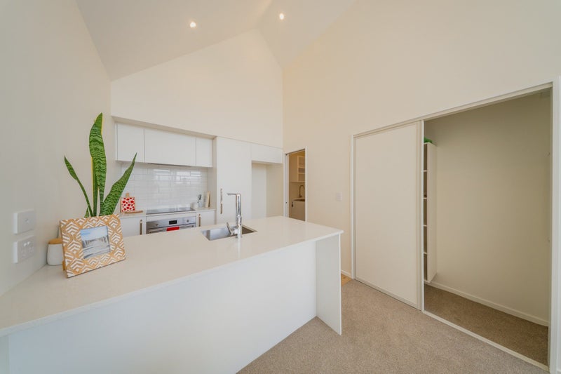 Ease and Security - Over-55s - Vibrant Community!64462041148545113