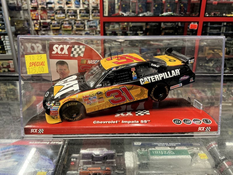 1/32 SCX - NASCAR CHEVROLET IMPALA SS No.31 JEFF BURTON CATERPILLAR #64220 Carousel 1