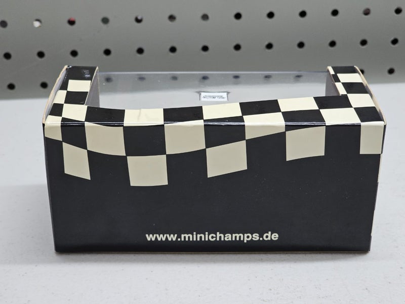 1/43 Audi R8 #88 - 2004 24hr Le Mans Carousel 17