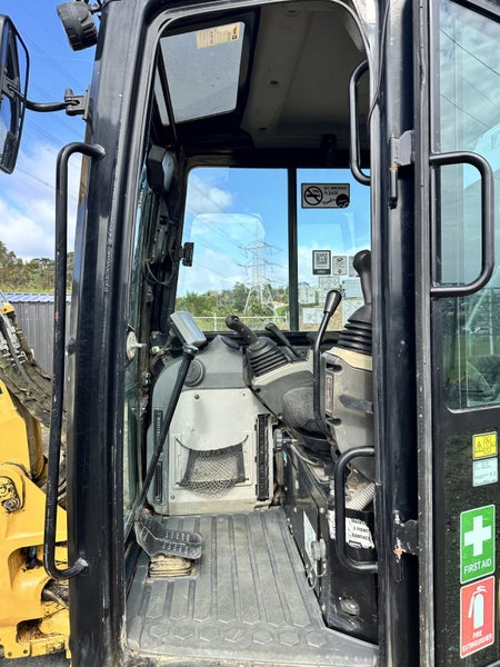 2018 CAT 305E Excavator64142575591683113