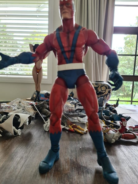 ant man build a figure plus a free iron man64231715001603113