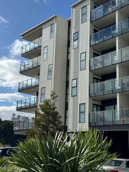 Albany, 3 bedrooms64592821922307110