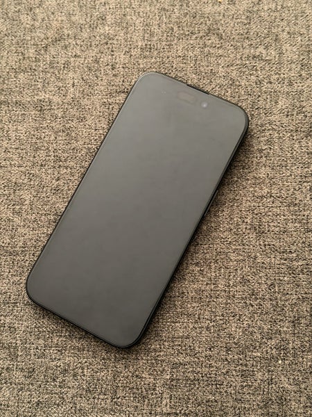 iPhone 15 Pro 256Gb Black Titanium - Excellent condition64149628939393112