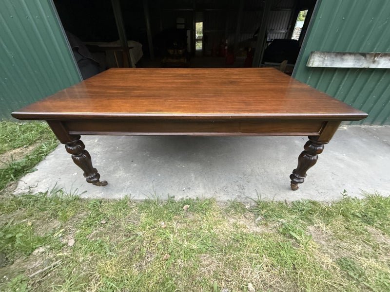 Antique William IV Mahogany Dining Table on Castors Carousel 1