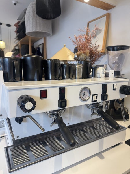 Custom La Marzocco 2 group linea coffee machine64345701147779111