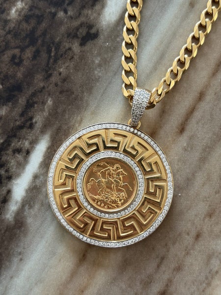 41G 10KT MHJ chain + 36G 9KT surrounding full sovereign pendant Carousel 2