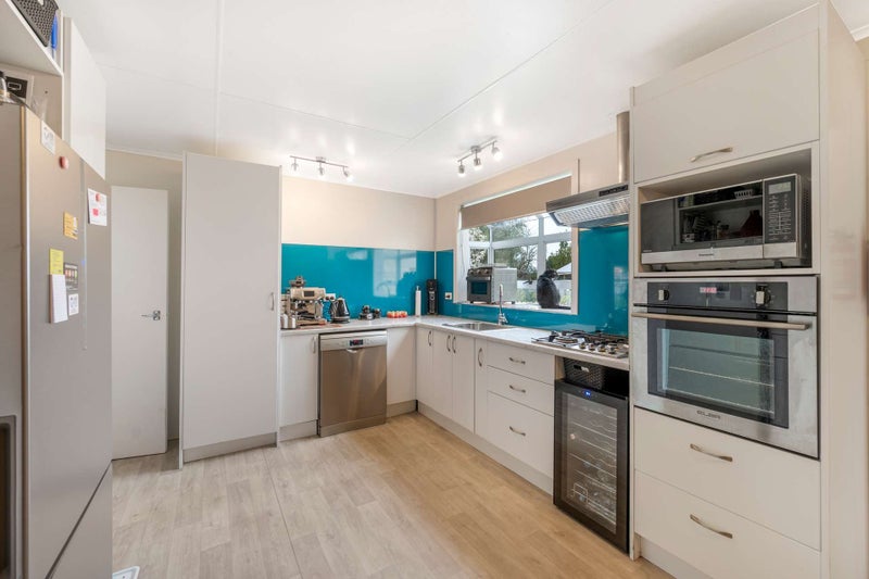 Fall in love with this central home64150557412611114