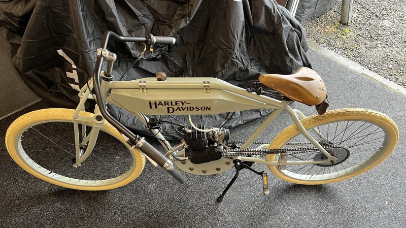 Harley Davidson replica Carousel 2