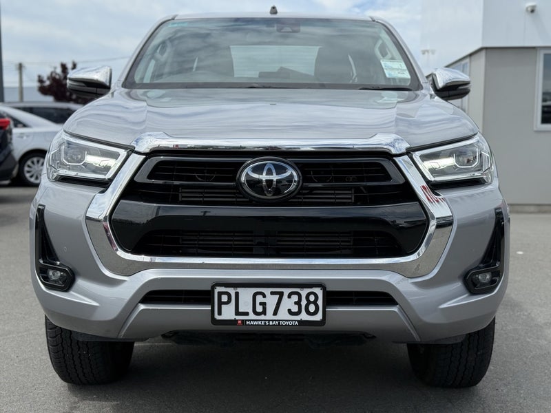 2022 Toyota Hilux SR5 2.8DT 6AT 2WD64151418948611114