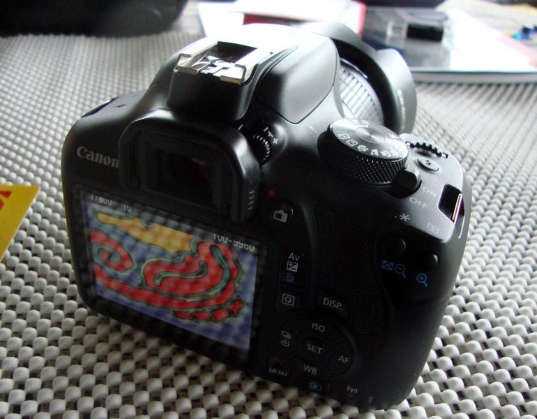 CANON EOS 1300D (Student Camera) - Virtually New!64341787982209114