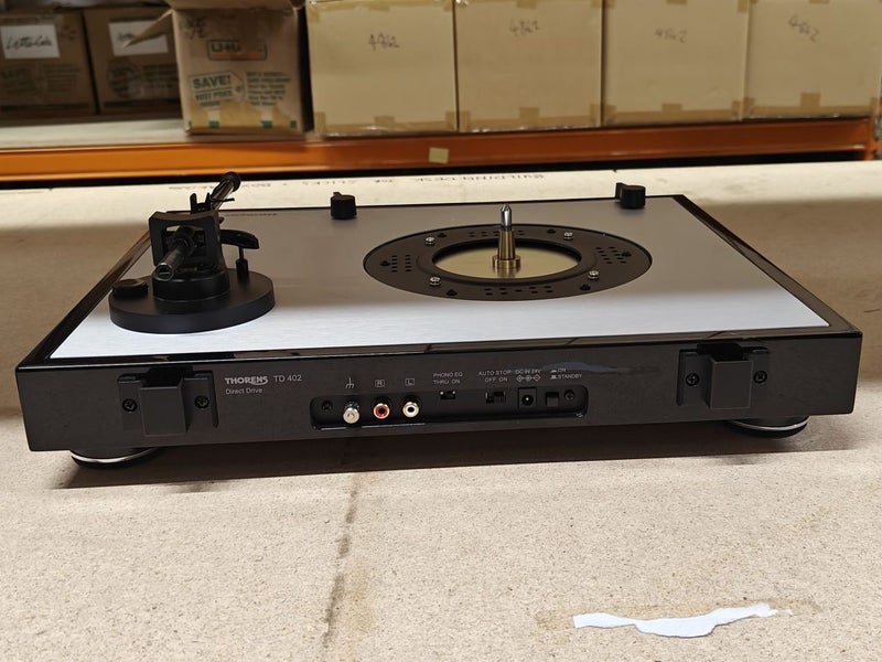 Thorens Td402dd Turntable (Gloss Black) Carousel 2