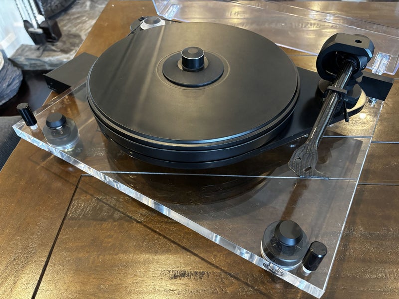 Pro-Ject 6 Perspex Turntable64342208305537113