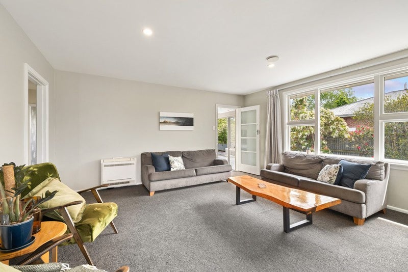 Move In, Kick Back, on Kinley64230181944833113