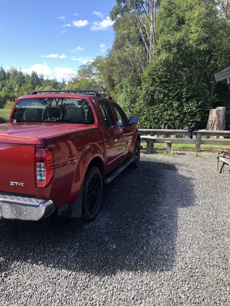 2012 Nissan Navara D/C St-X64153033165185114