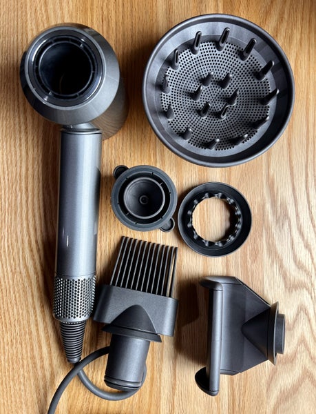 Dyson Supersonic hair dryer- Bright Nickel/Bright Copper (Mint Condition) Carousel 18