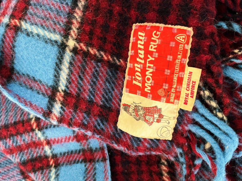 Vintage NZ Wool Travel Rug Blanket Carousel 2