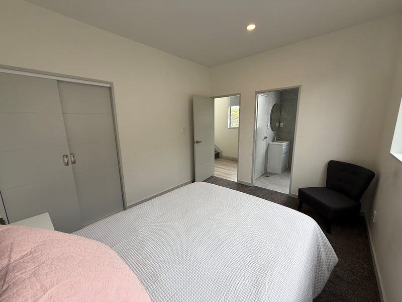 Avondale, 4 bedrooms64672376424706110