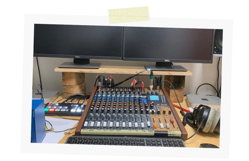 Make your RadioActive.FM Sting Carousel 1