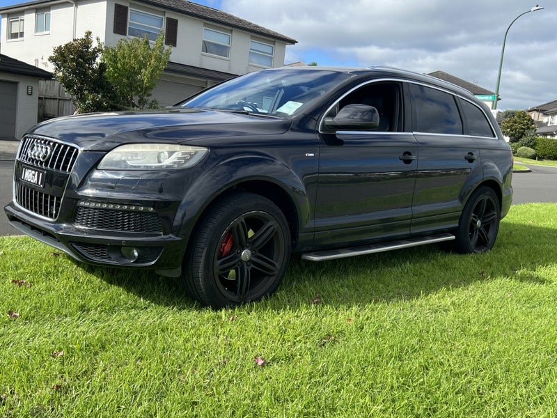 2010 Audi Q764162645267843112