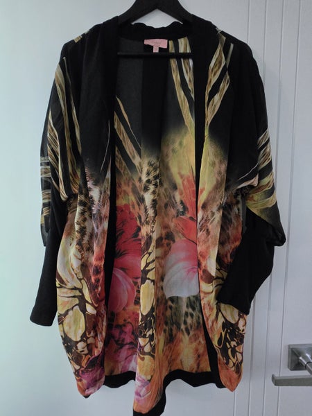Black/Gold/Orange *Augustine Resort Kimono* Carousel 1
