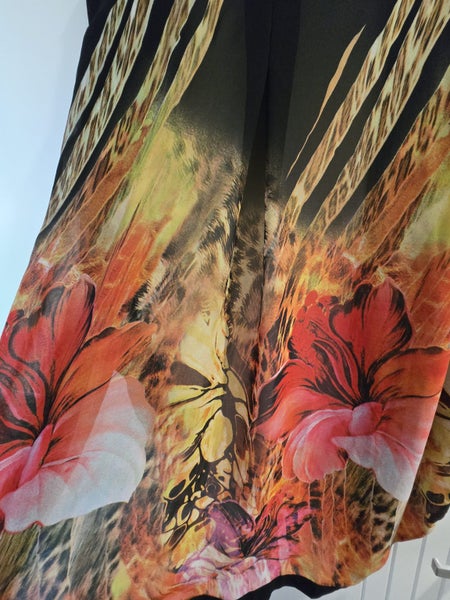 Black/Gold/Orange *Augustine Resort Kimono* Carousel 4