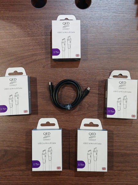 QED Connect 0.75m USB to Micro B Cable (x5) Carousel 1