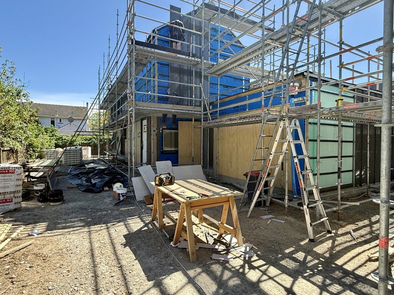 Image 2 of 12